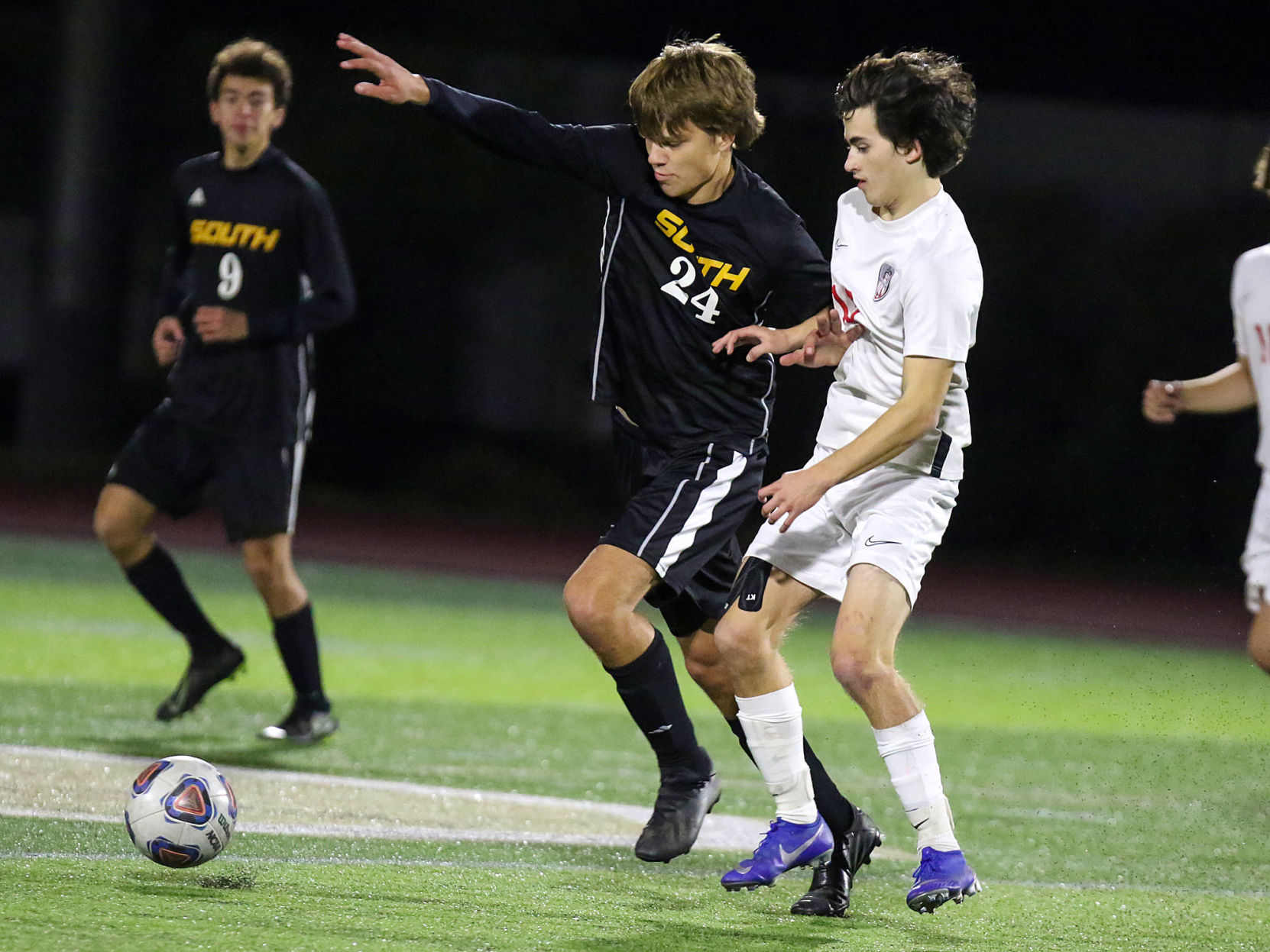 DuBourg vs. Lutheran South soccer